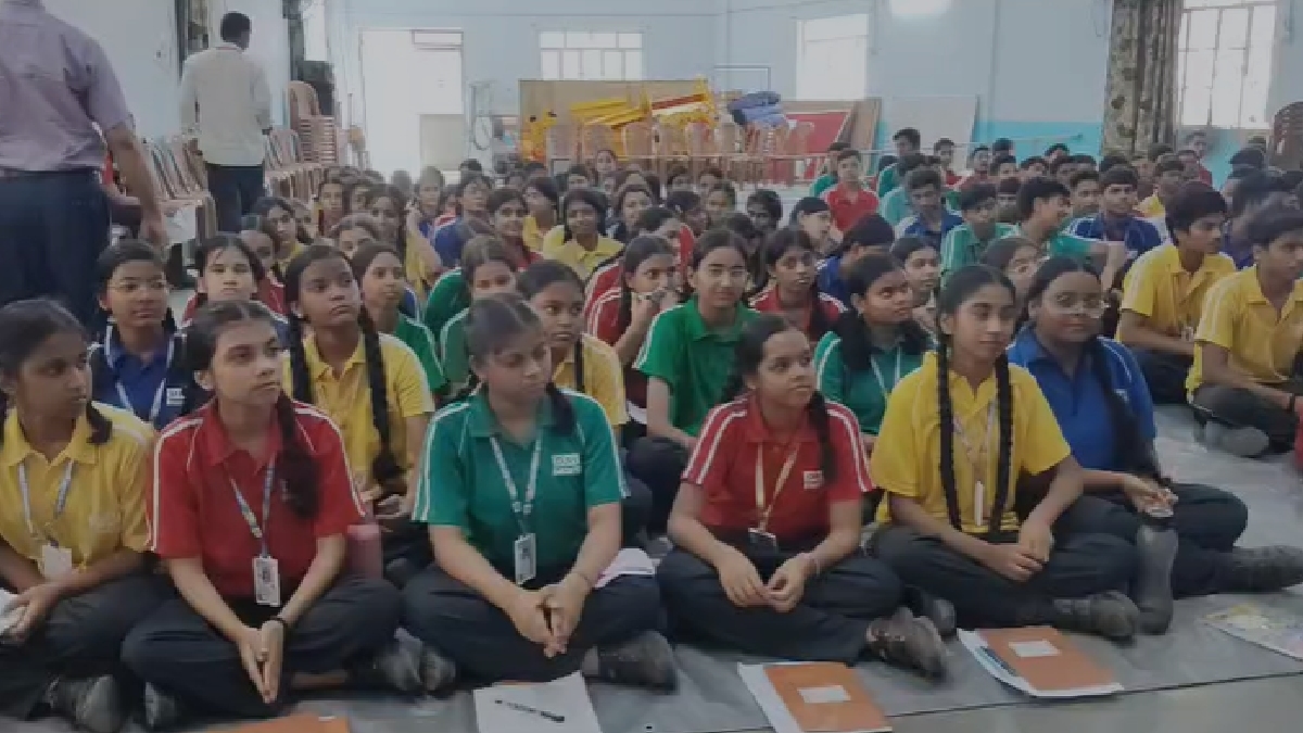 भागलपुर में RSS का छात्र-युवा संवाद कार्यक्रम, विद्यार्थियों को नागरिक कर्तव्यों का कराया गया बोध